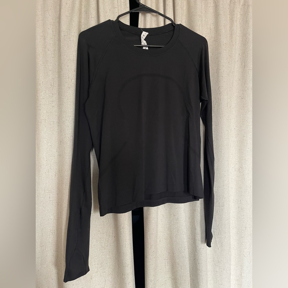 Lululemon Swiftly Tech Long Sleeve Shirt 2.0 Race Length